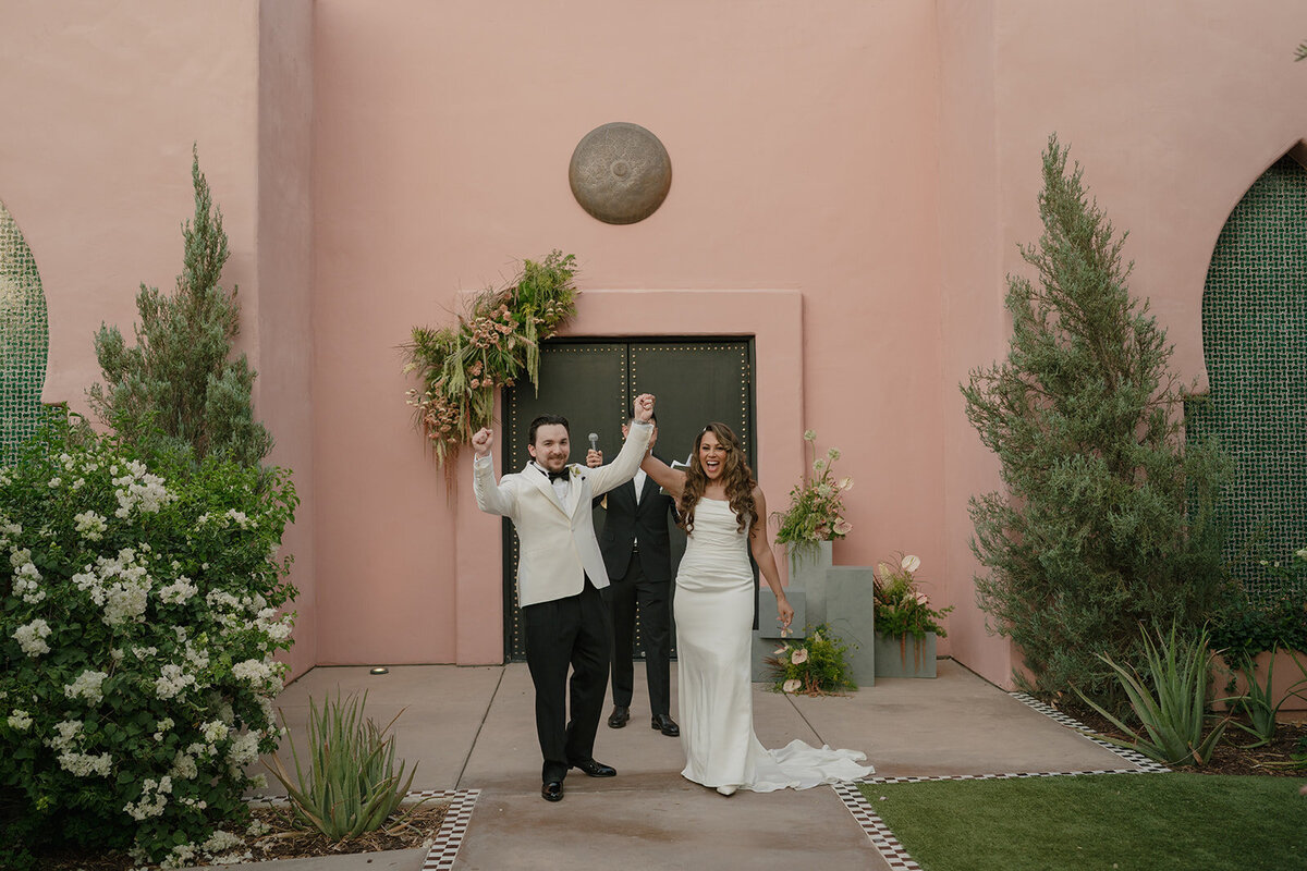 Faye-Fern-Creative-Sands-Hotel-Wedding-KristaKPhotos-Ceremony-23