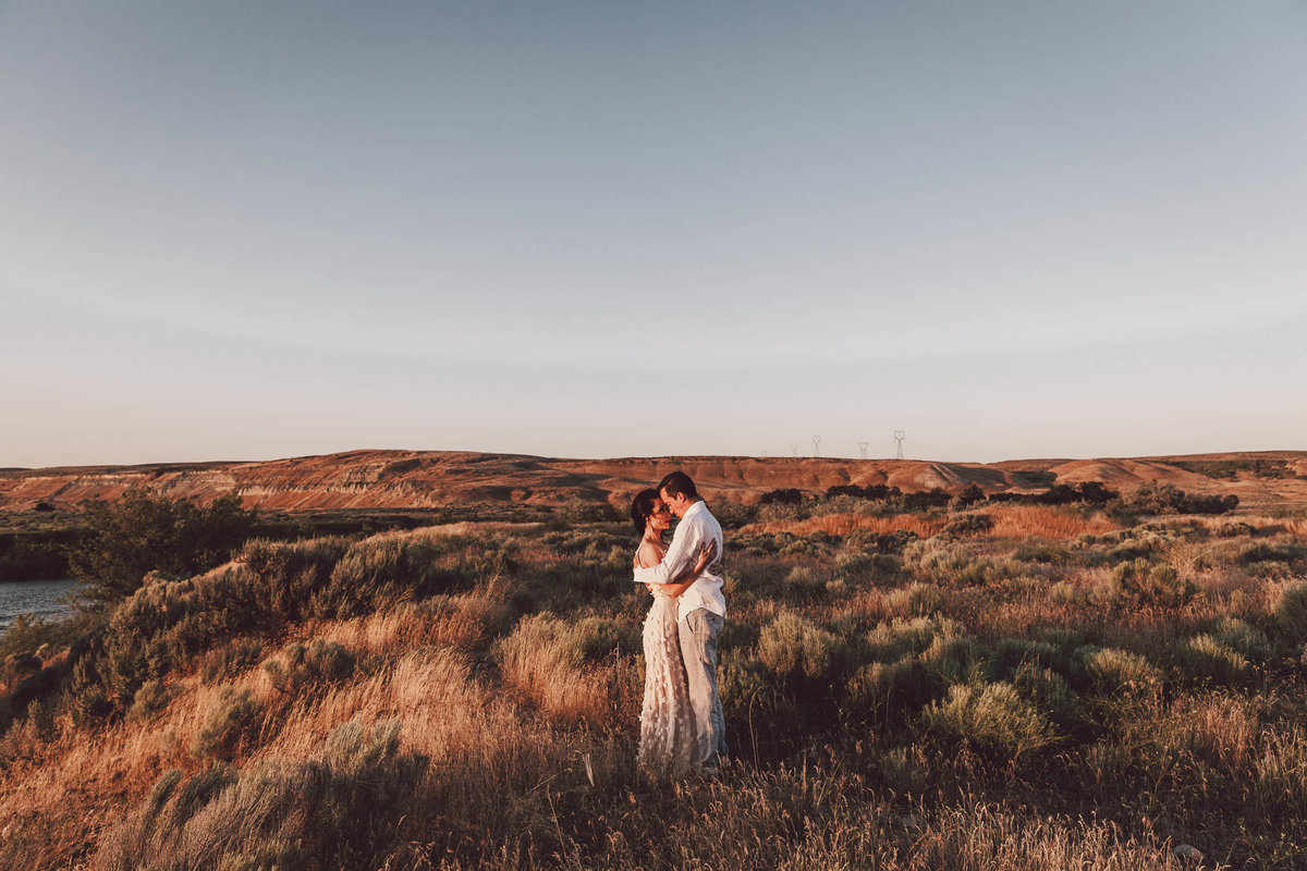 epic-desert-engagement-session-luma-weddings-80