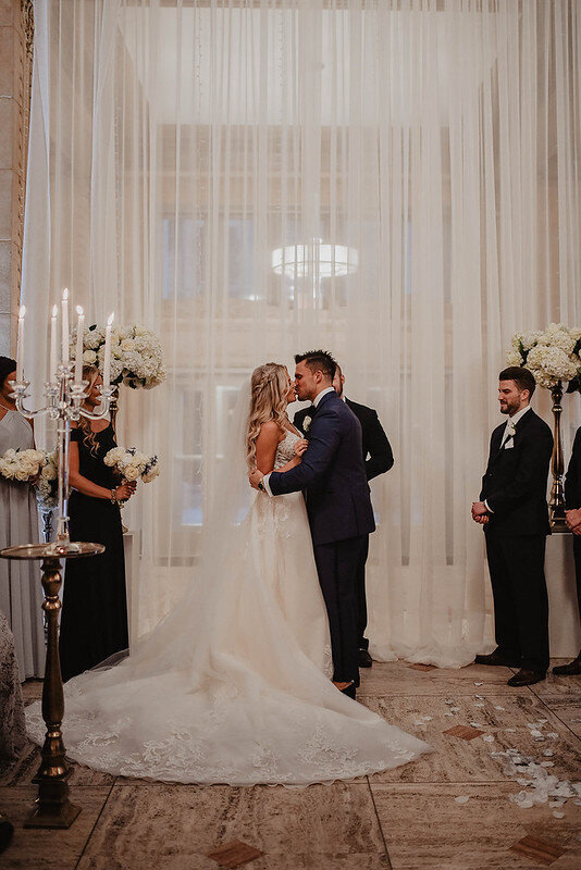 NellieSparkmanEvents_IconEventGroup_FreckledFoxPhotography_TheGrandHallatPower&Light41