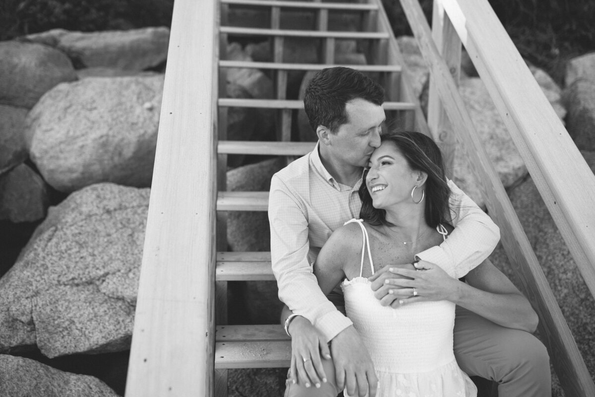 candid-boston-engagement-photographer-zev-fisher072