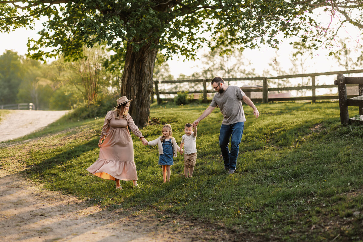 Family Photography_Portraits by Kendra