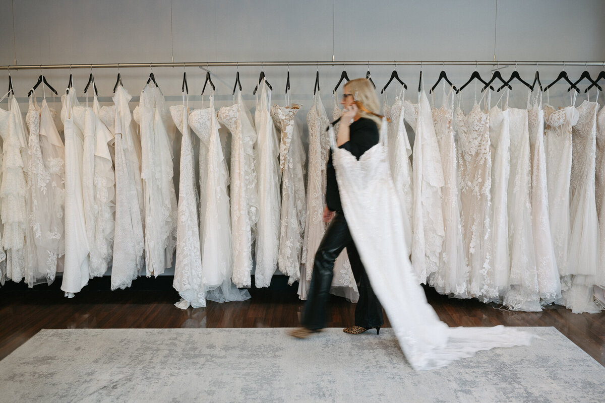 Off-the-Rack Wedding Dresses Wisconsin | Sample Bridal Gowns Off-the-Rack Wedding Dresses Wisconsin | Sample Bridal Gowns