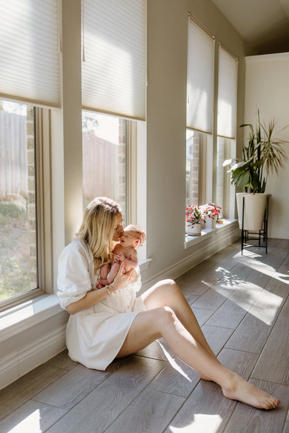 Austin-Lifestyle-Photographer-DurbinNewbornStory-56-grain
