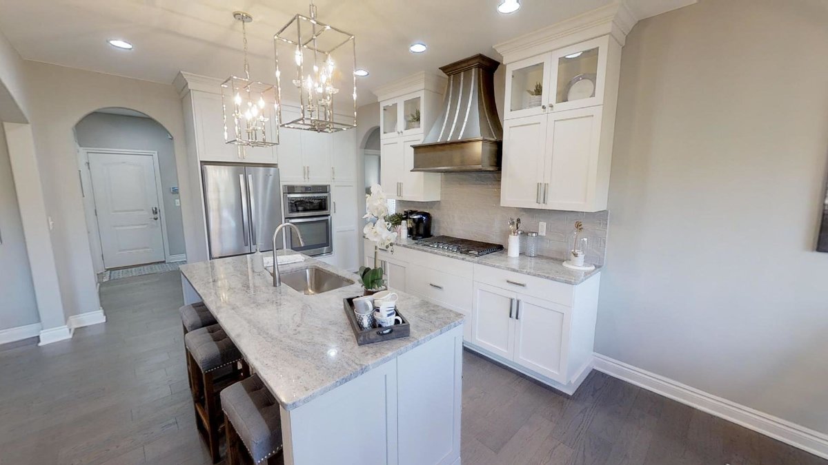 bright and airy kitchen