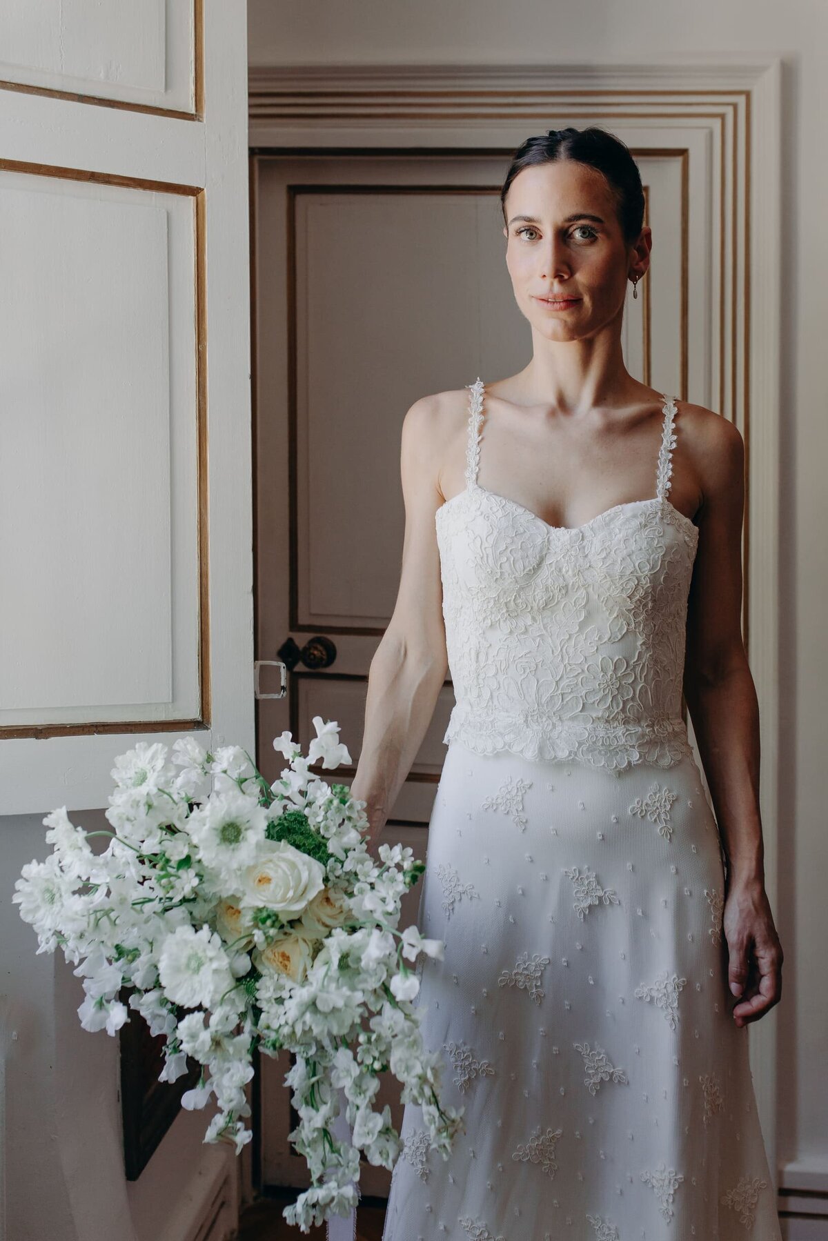 bouquet-de-mariee-blanc-et-chic