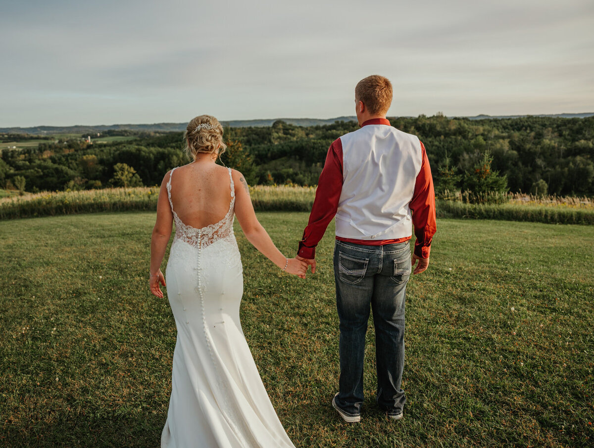 mondovi wedding photographer-119