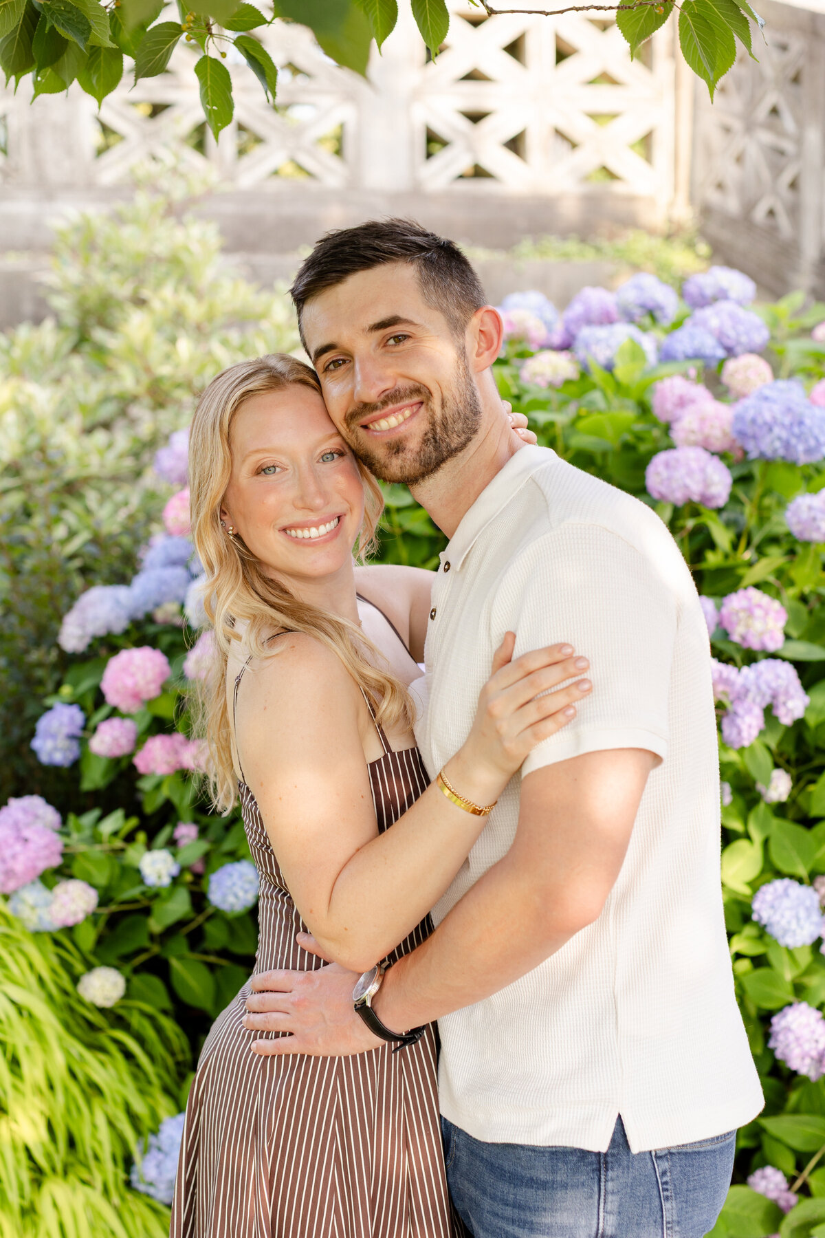 couple-smiling-in-Untermyer-gardens-Yonkers-gar