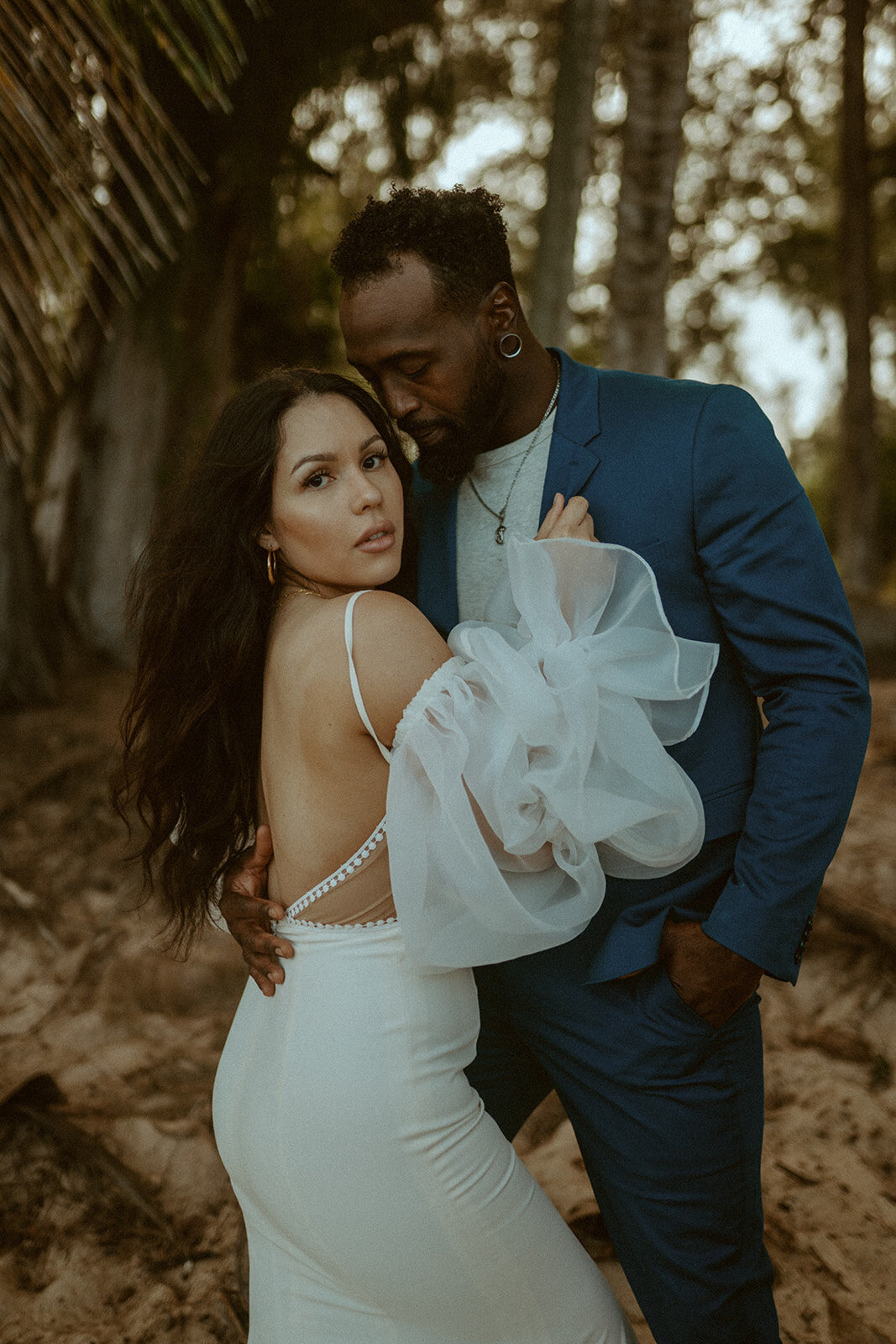 30hawaii elopement photography emilee setting photo oahu elopement packages