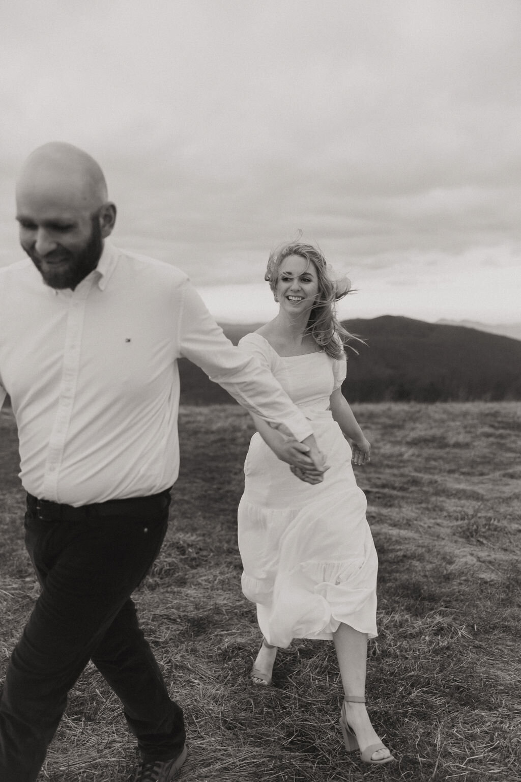 SCWeddingPhotographer|AshevilleEngaged|TravelWeddingPhotographer|SCWedding|DocumentaryWedding|BlueRidgeElopement-43