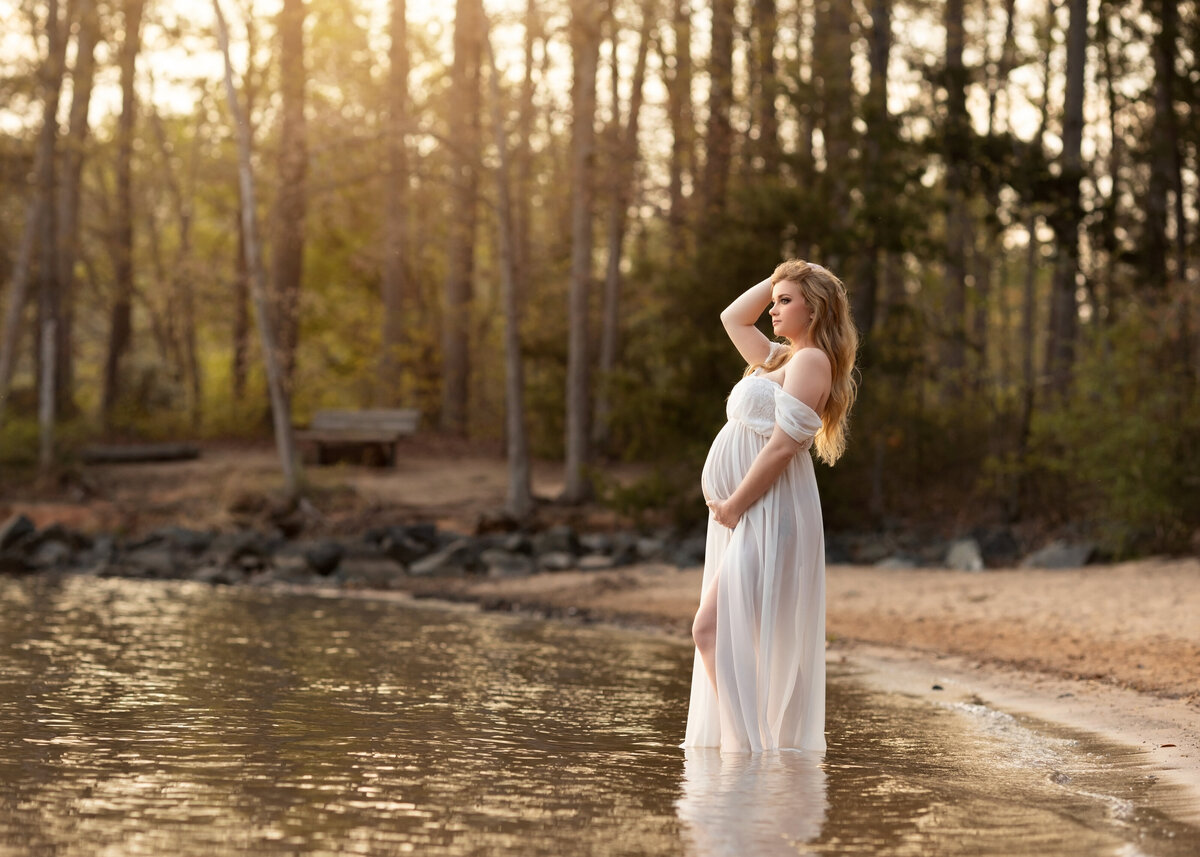 Dreamy sunset lake front maternity session at Jetton Park in Cornelius, NC