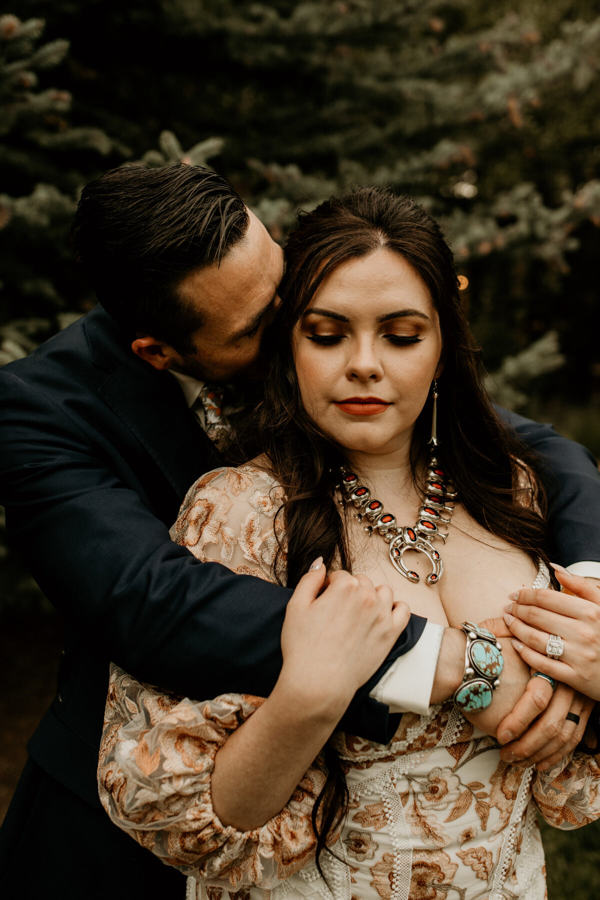 taos-new-mexico-intimate-wedding-photography-38