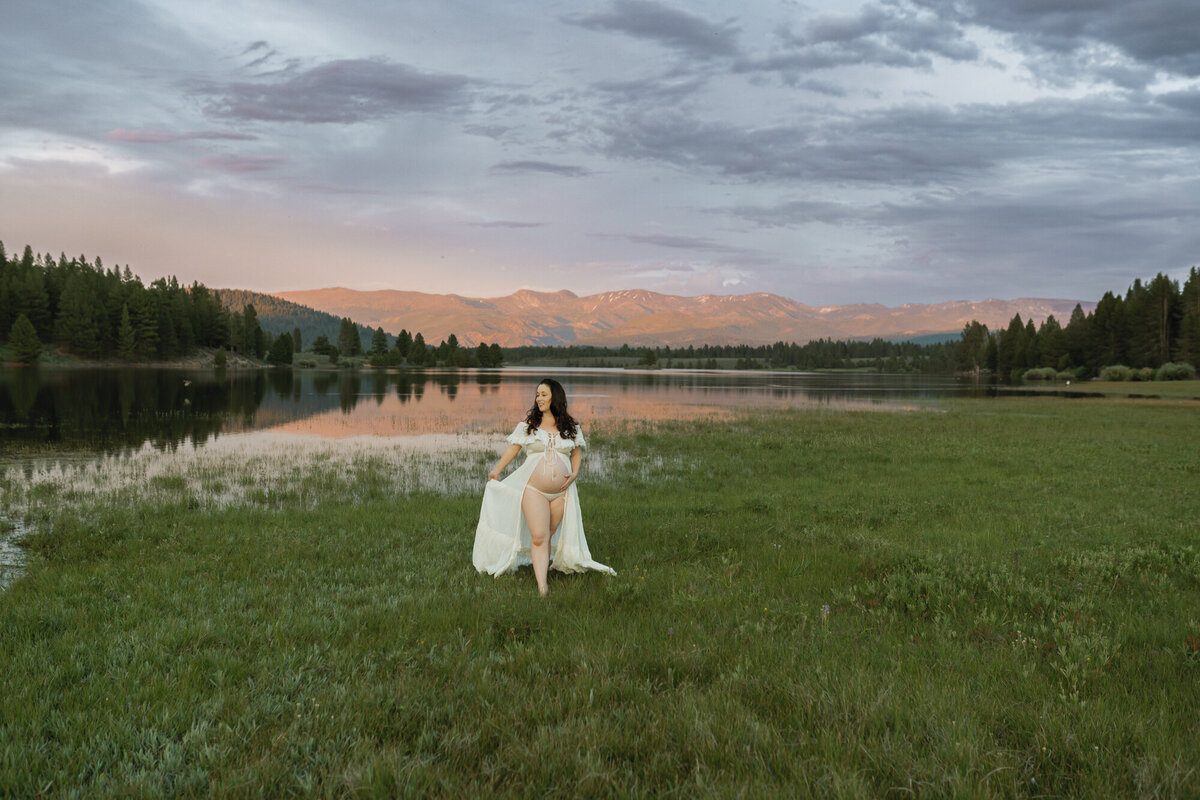 Lake Tahoe-Maternity-Photographer-94