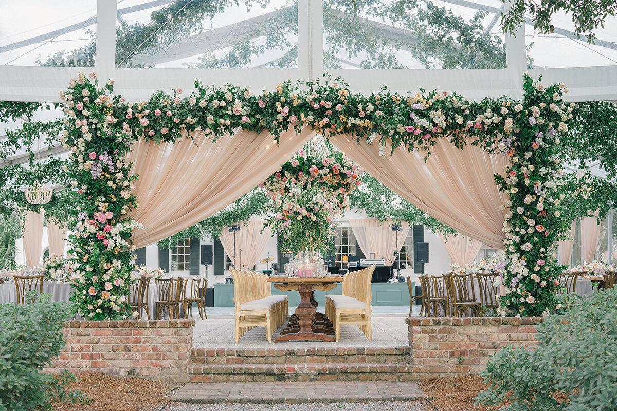Pure Luxe Bride - Katie + Josh - Wedding at Lowndes Grove - 13