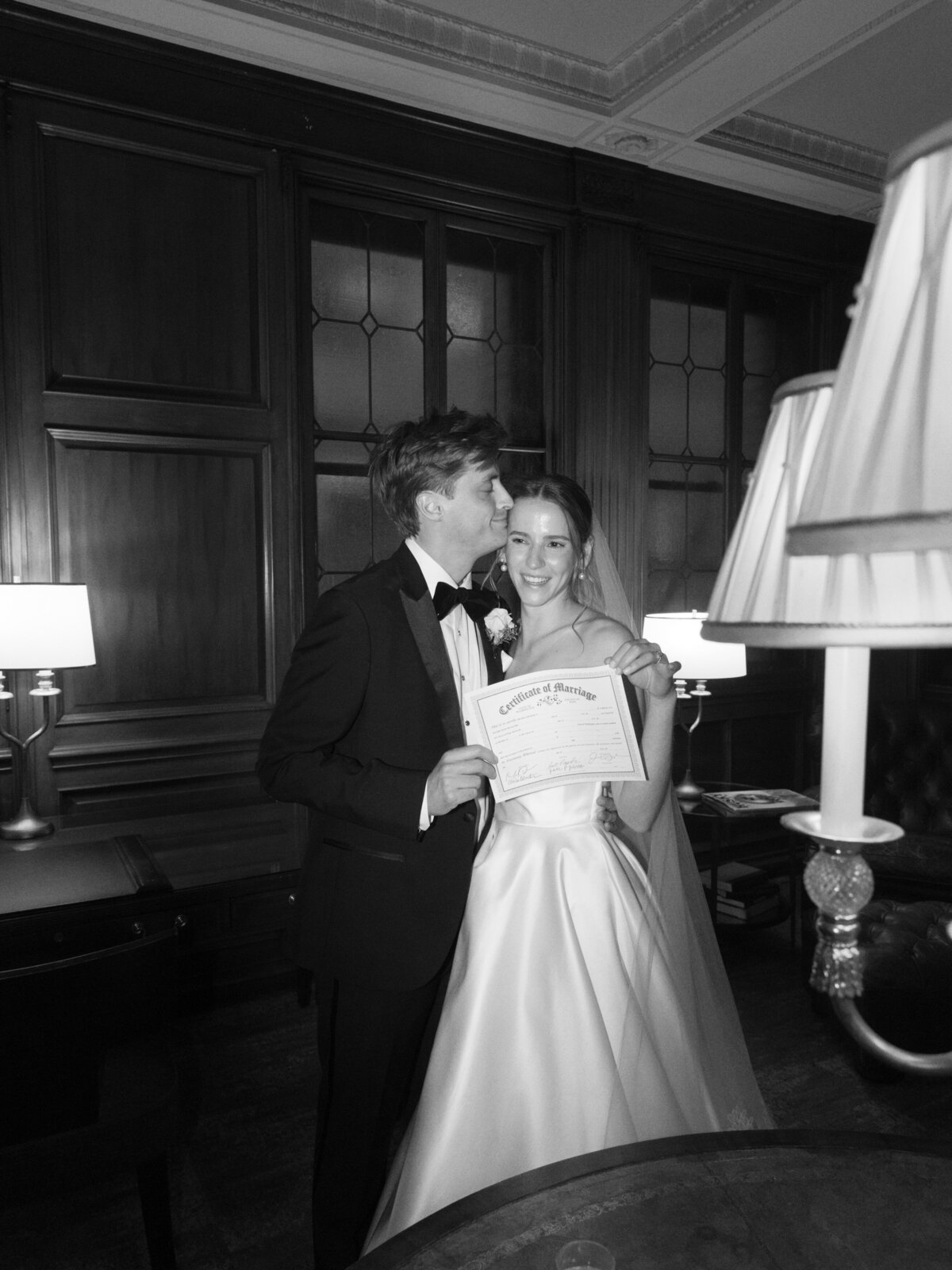 best-seattle-wedding-photographers-the-tenneys-at-washington-athletic-club-42