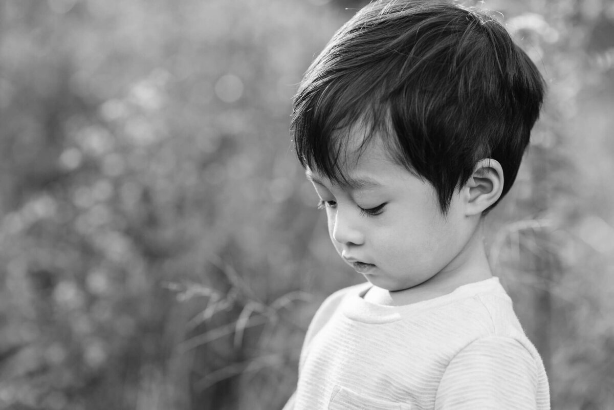 A B&W portrait of a filipino toddler, by Denise Van a nothern virginia family photographer