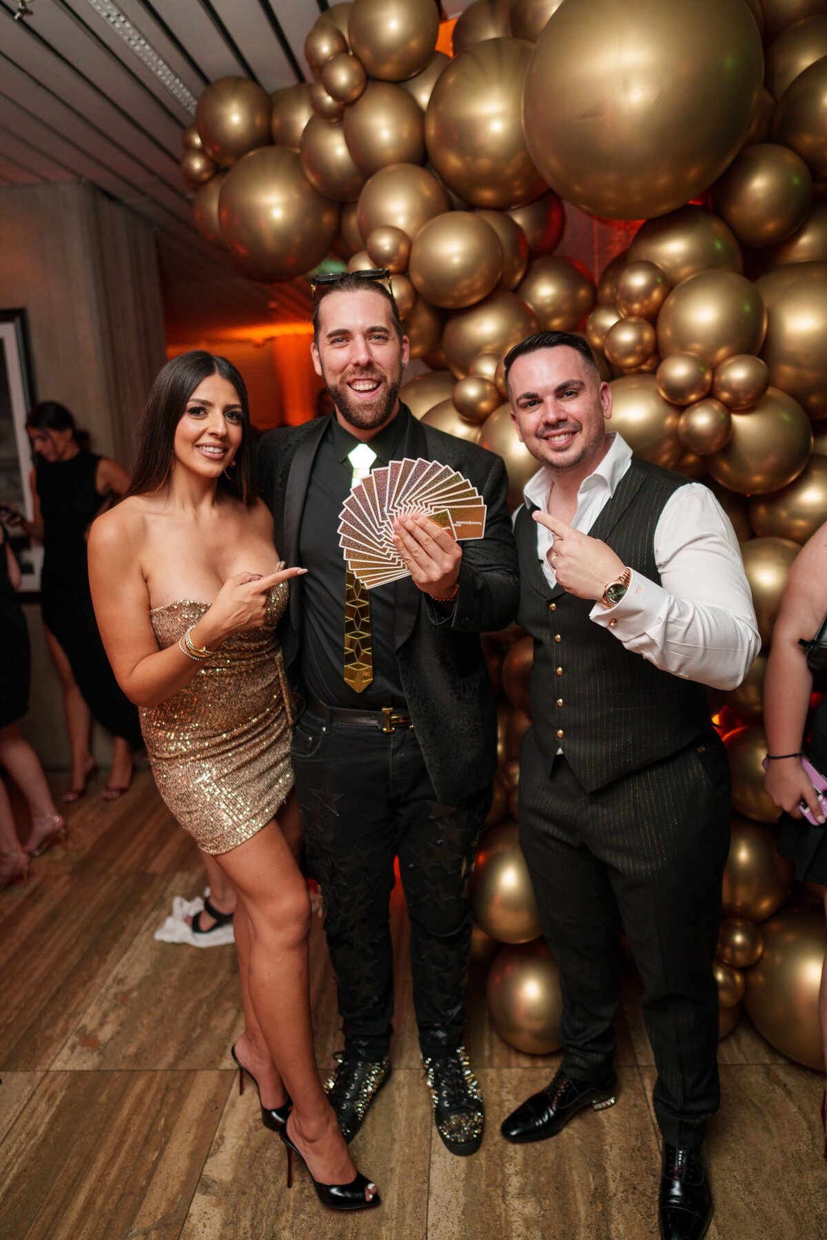TMM00460_RWDG_XmasParty