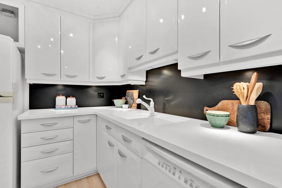52-web-or-mls-15_005_Kitchen