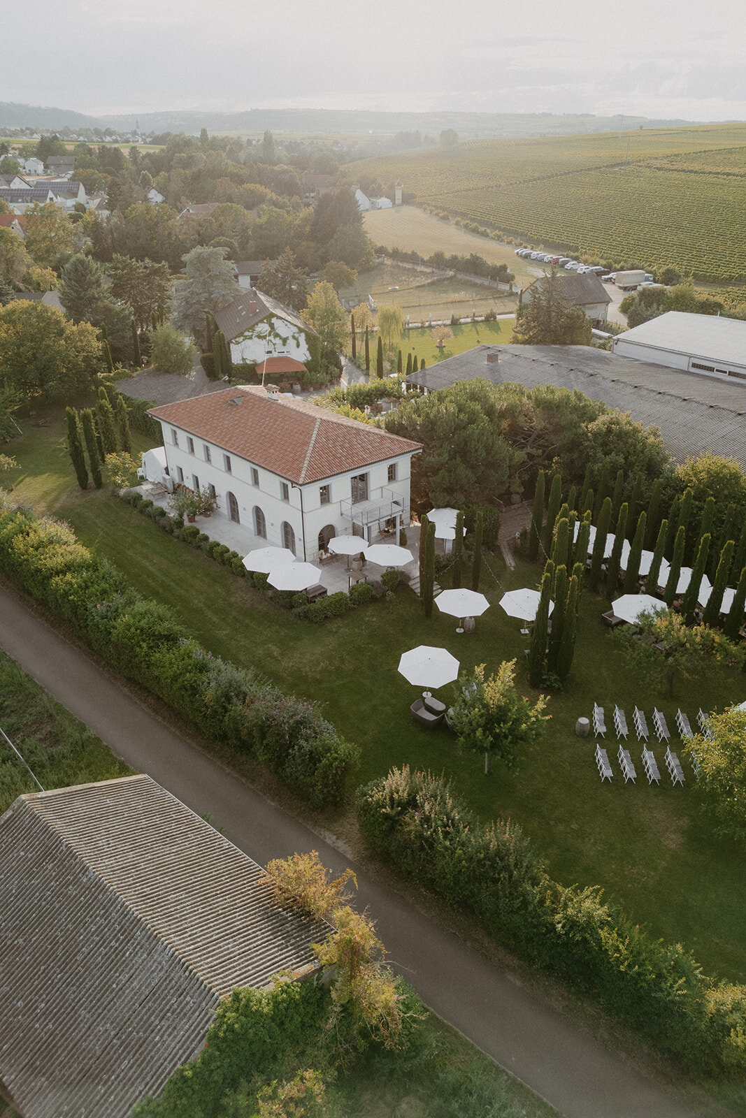 577-LauraSeitzFotografie-Lana-Sebastian-Hochzeit-13072024DJI_0271_websize
