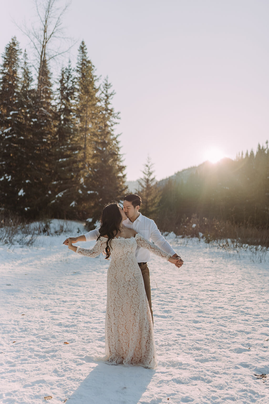 Joyce Li Photography Destination Wedding Elopement Engagement Lifestyle Portrait Photographer West Coast Seattle Washington California goldcreekpondengagement-3