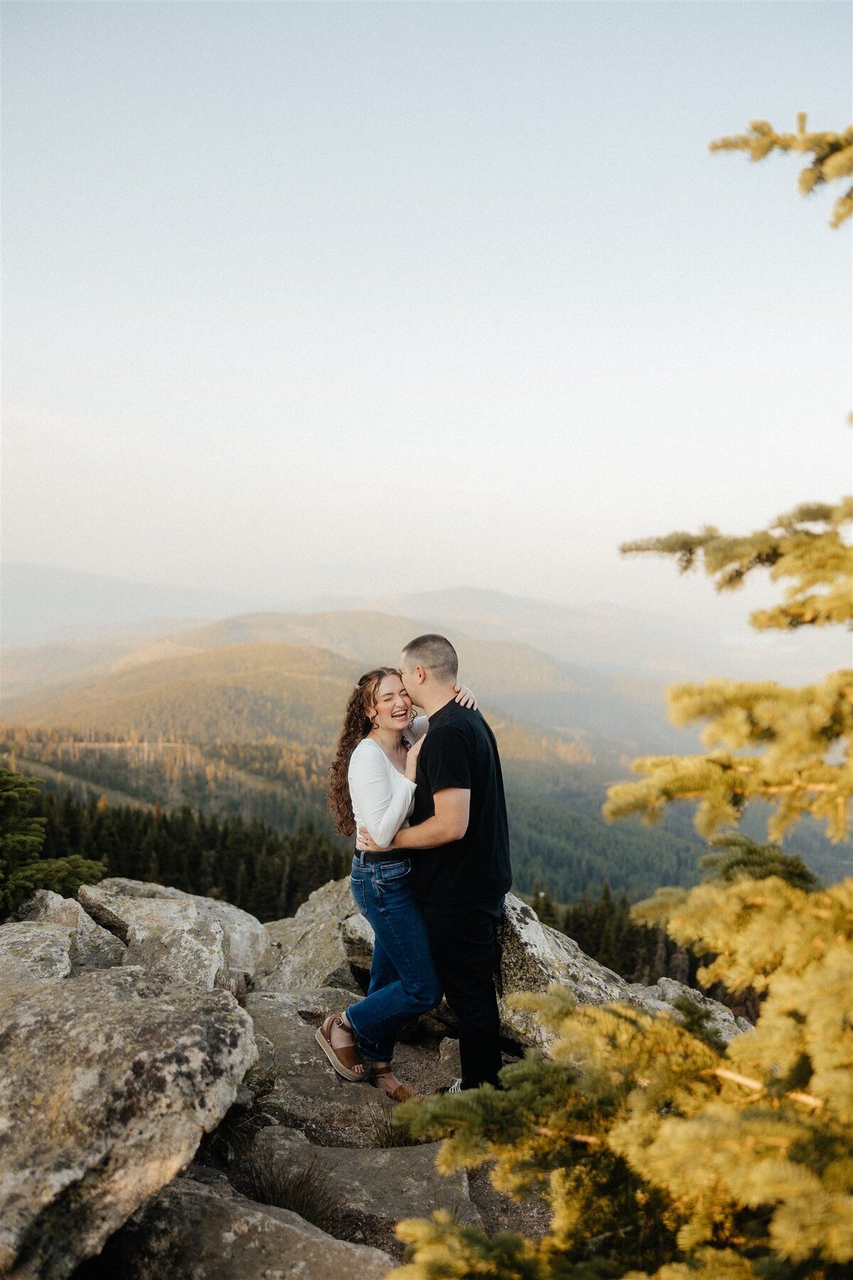 spokane couples photographer
