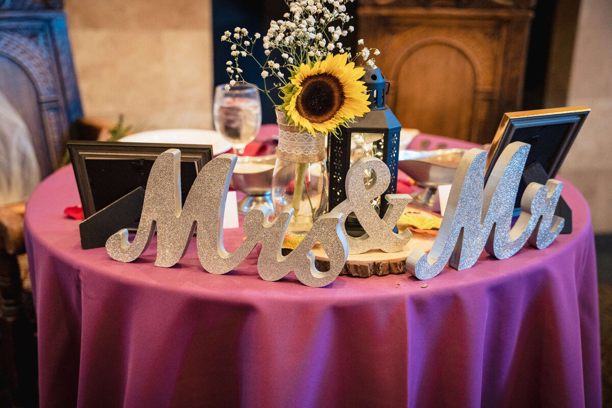 Wedding Reception Sweetheart Table Top