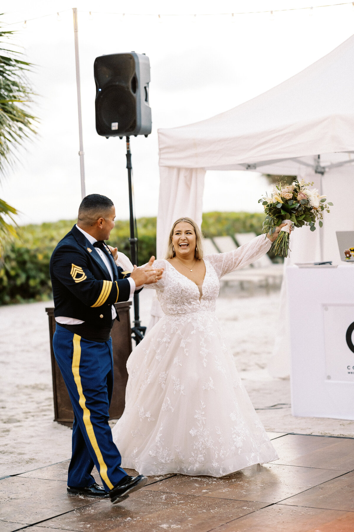 SanibelIslandFloridaWedding_TaylorNicollePhoto-94