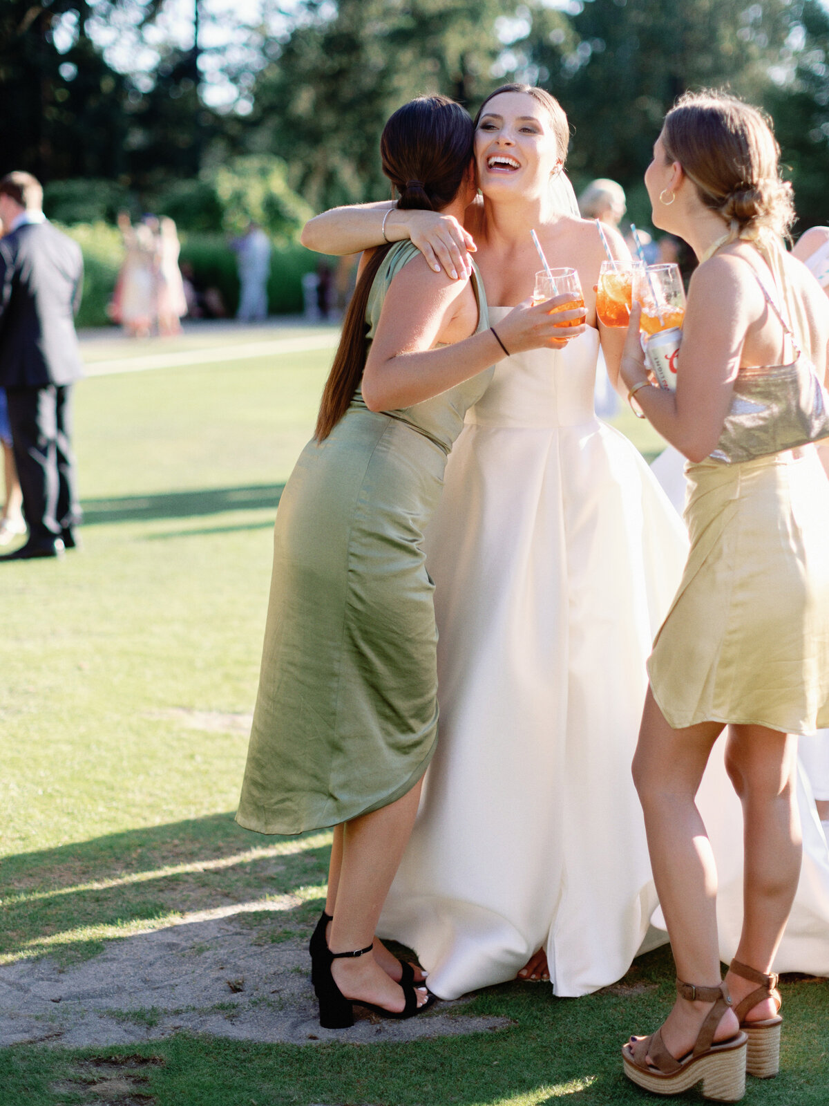oswego-lake-country-club-wedding-by-portland-wedding-photographers-the-tenneys-30