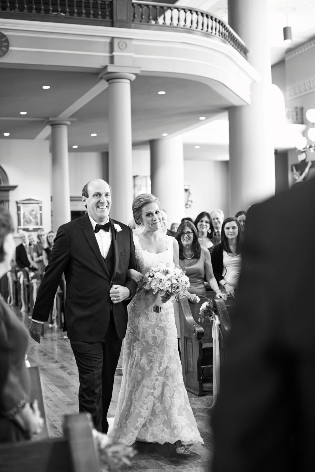 L_Photographie_wedding_wedding_ceremony_old_cathedral_reception_chase_park_plaza_st_15