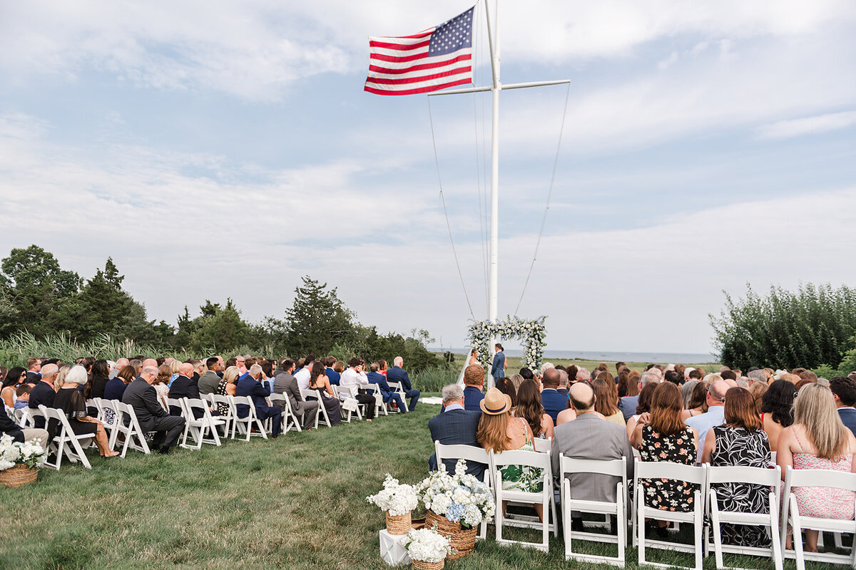 Ceremony-seating-at-Guilford-Yacht-Club-Jen-Strunk-Events