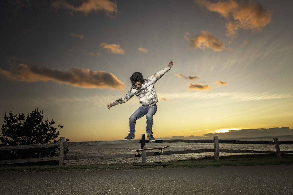 Redway-California-senior-portrait-photographer-Parky's-Pics-PhotographyHumboldt-County--Shelter-Cove-Black-Sands-Beach-sunset-skateboard-3.jpg