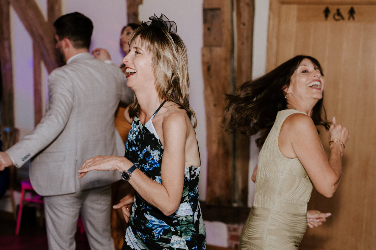 suffolk-wedding-photographer-r&n96