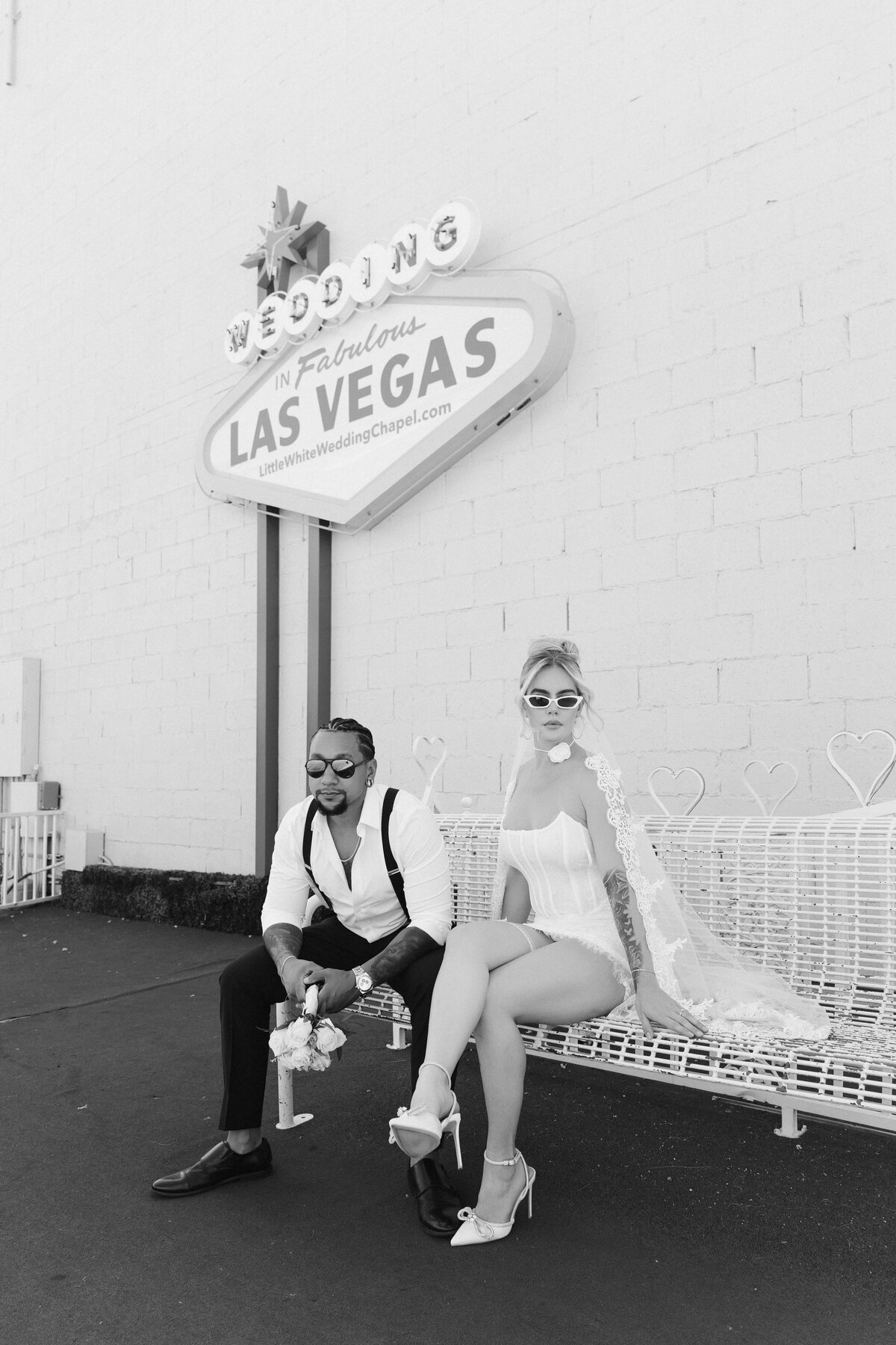 35_riskyexposure_las-vegas-elopement-photography