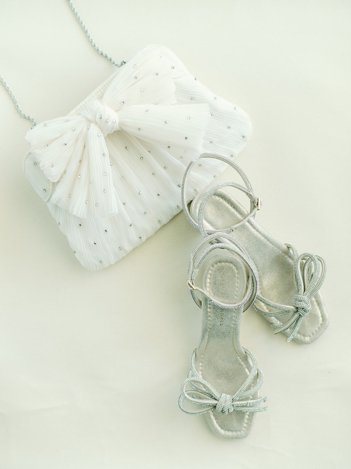ISLA BELLA BEACH RESORT - LITTLE MISS PLANNER - CARE STUDIOS PHOTOGRAPHY - FLORIDA KEYS WEDDING - ISLAMORADA WEDDING PLANNER - KEY WEST WEDDING PLANNER - FLORIDA KEYS WEDDING COORDINATOR
