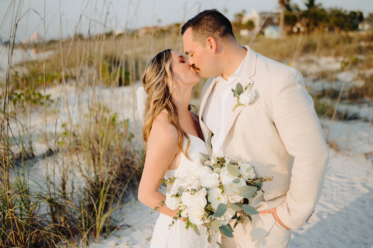 mcneile-photography-florida-elopement-chantilly-chic-celebrations-4