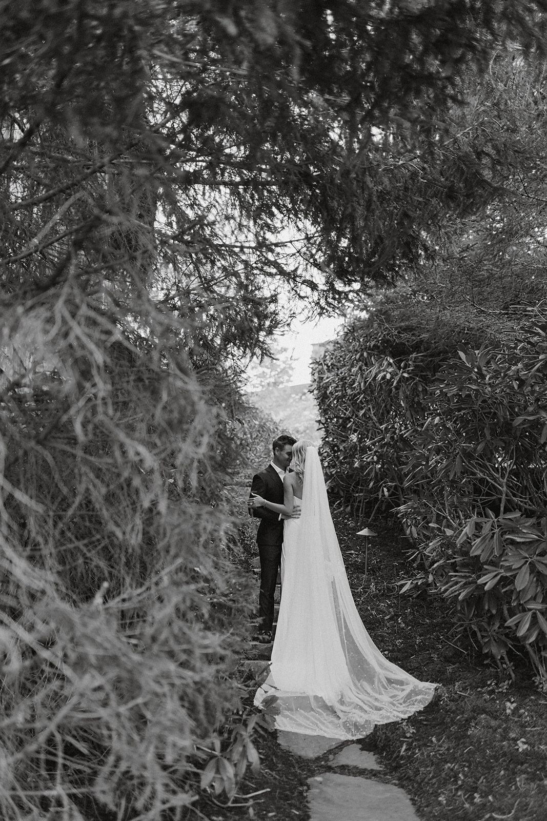 TheMesseryWeddingPreviews-99