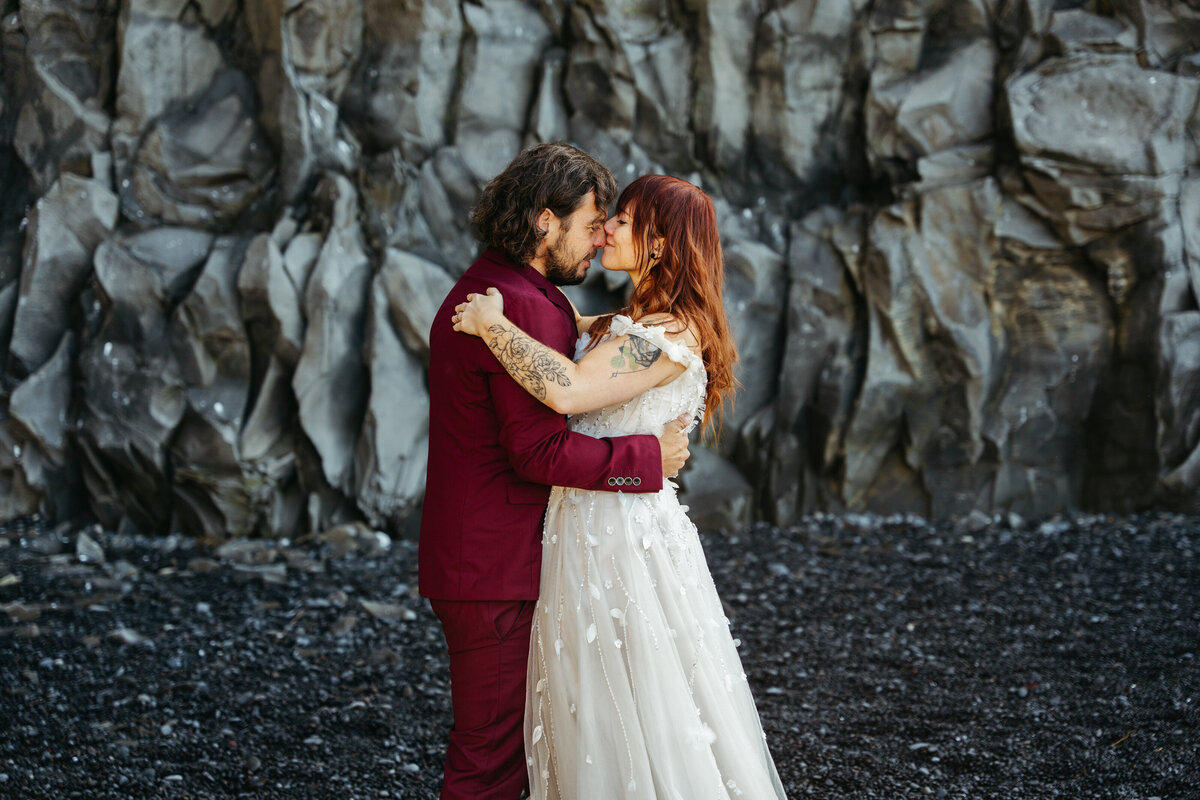 REYNISFJARA Iceland Elopement -35