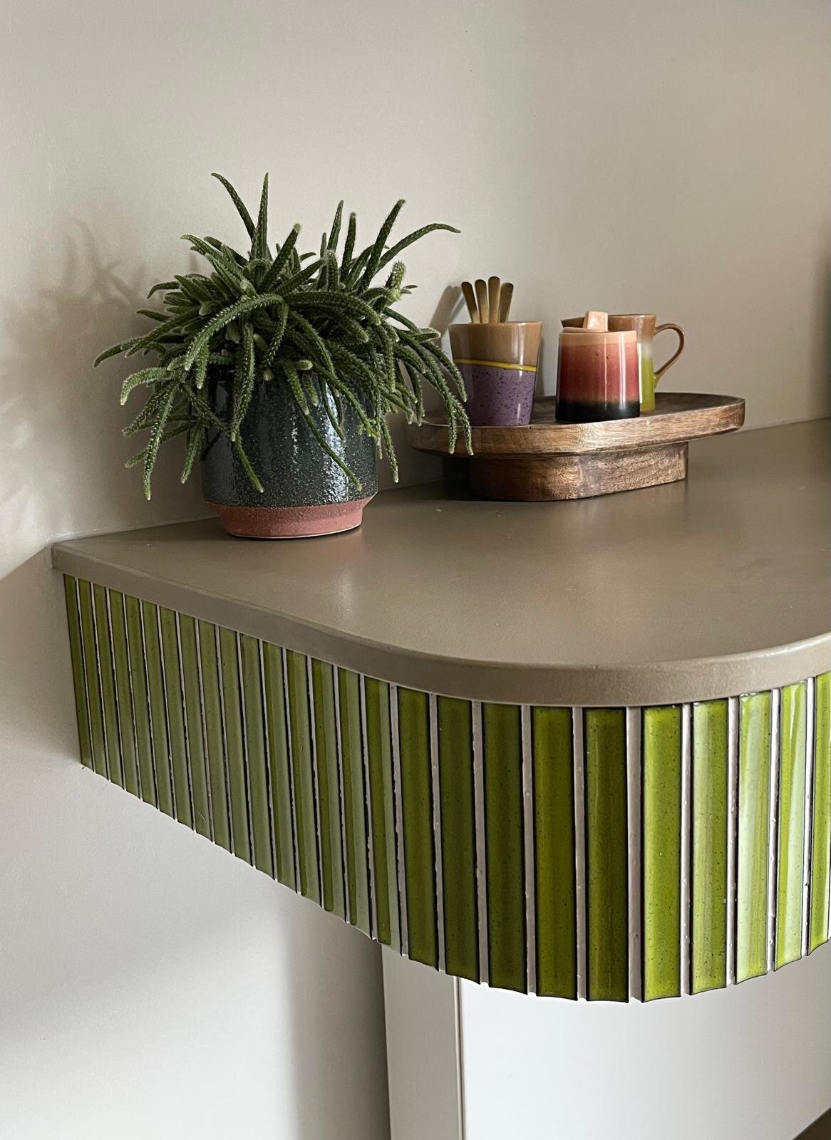 Detailshot van koffie bar ontworpen door LOOSZ Interieurontwerp & Styling
