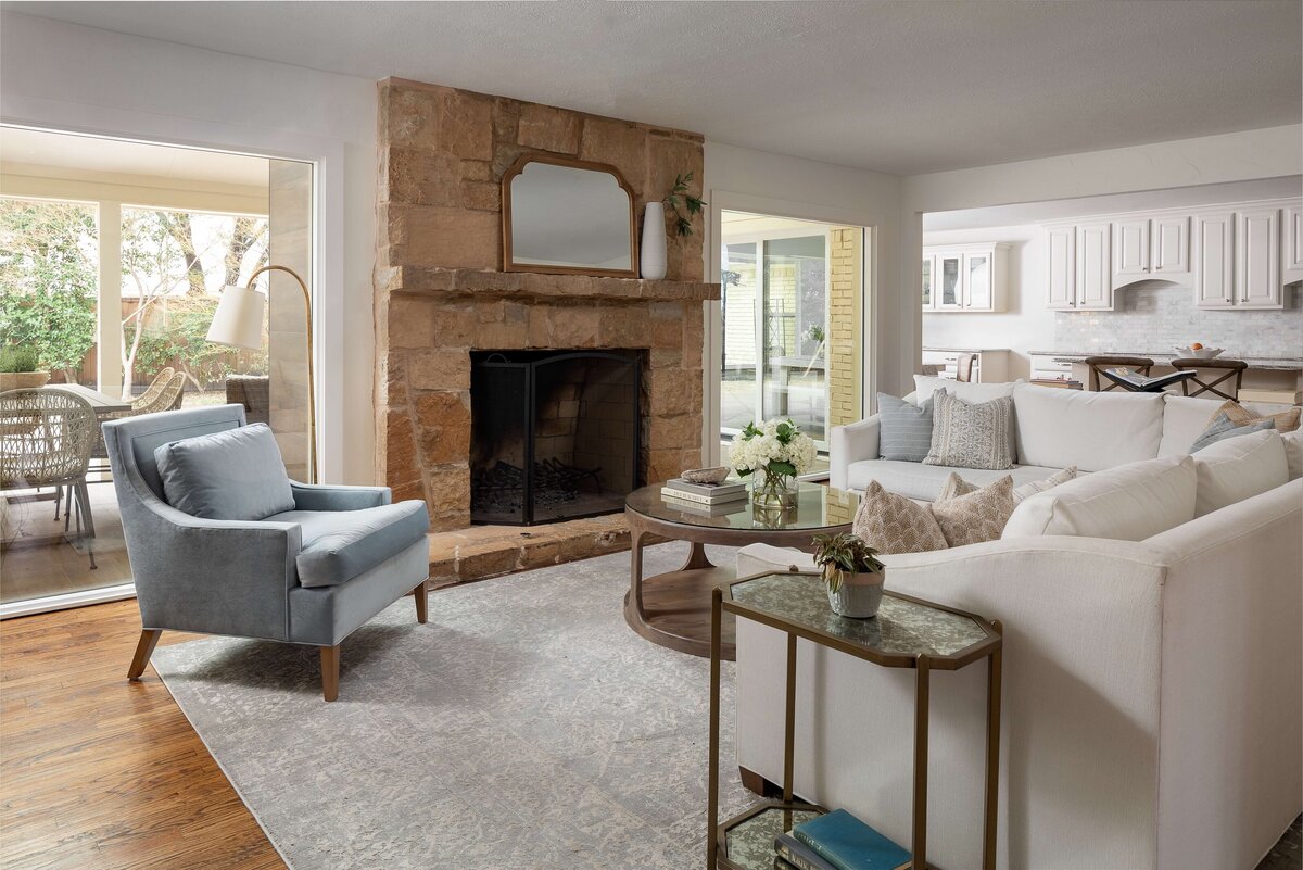 rebekah-nicole-interiors-cove-fireplace