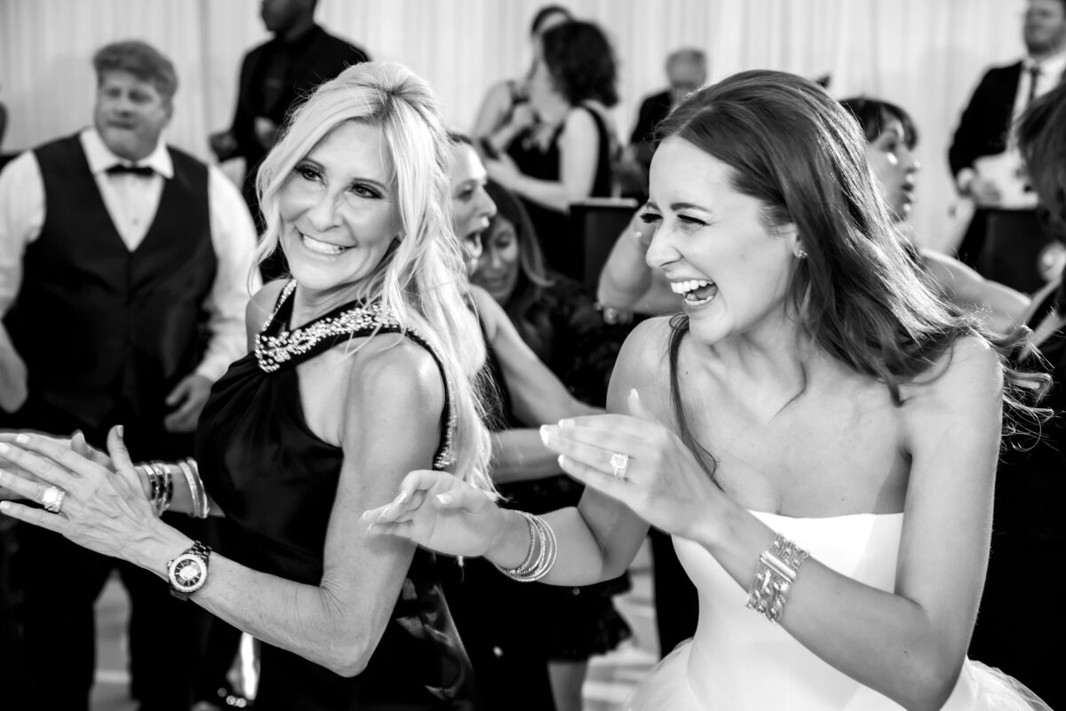 377_cr_Bob&DawnDavisPhotography
