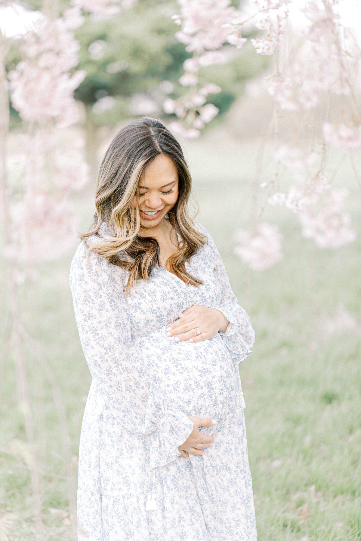 Best Maternity Photographer in Shaker Heights