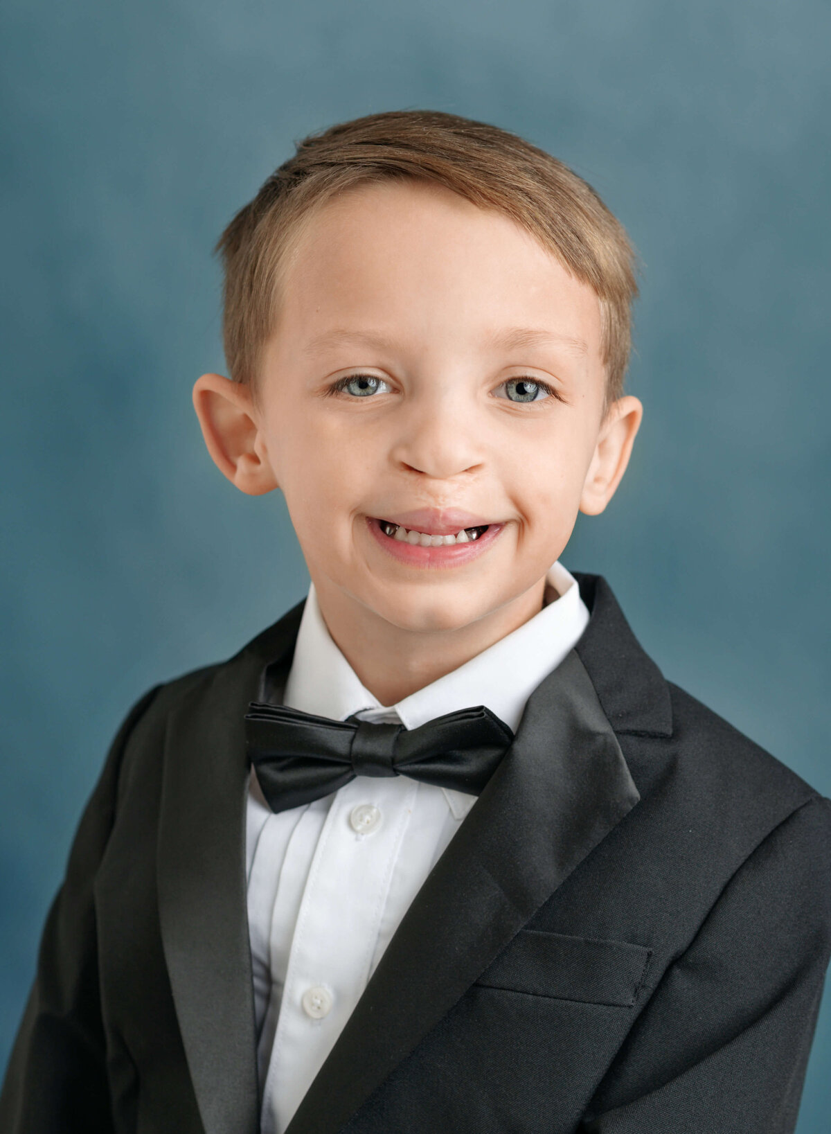 SC Columbia Kindergarten Portraits Tux and Drape