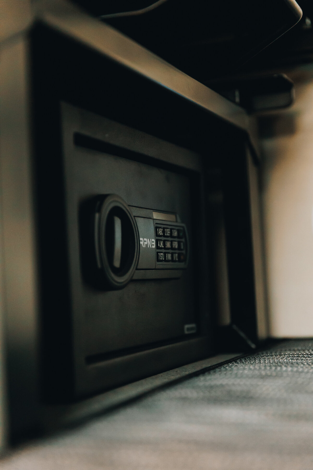 3_WooleyBugger250829_BMV_SlowFastcreative_1683