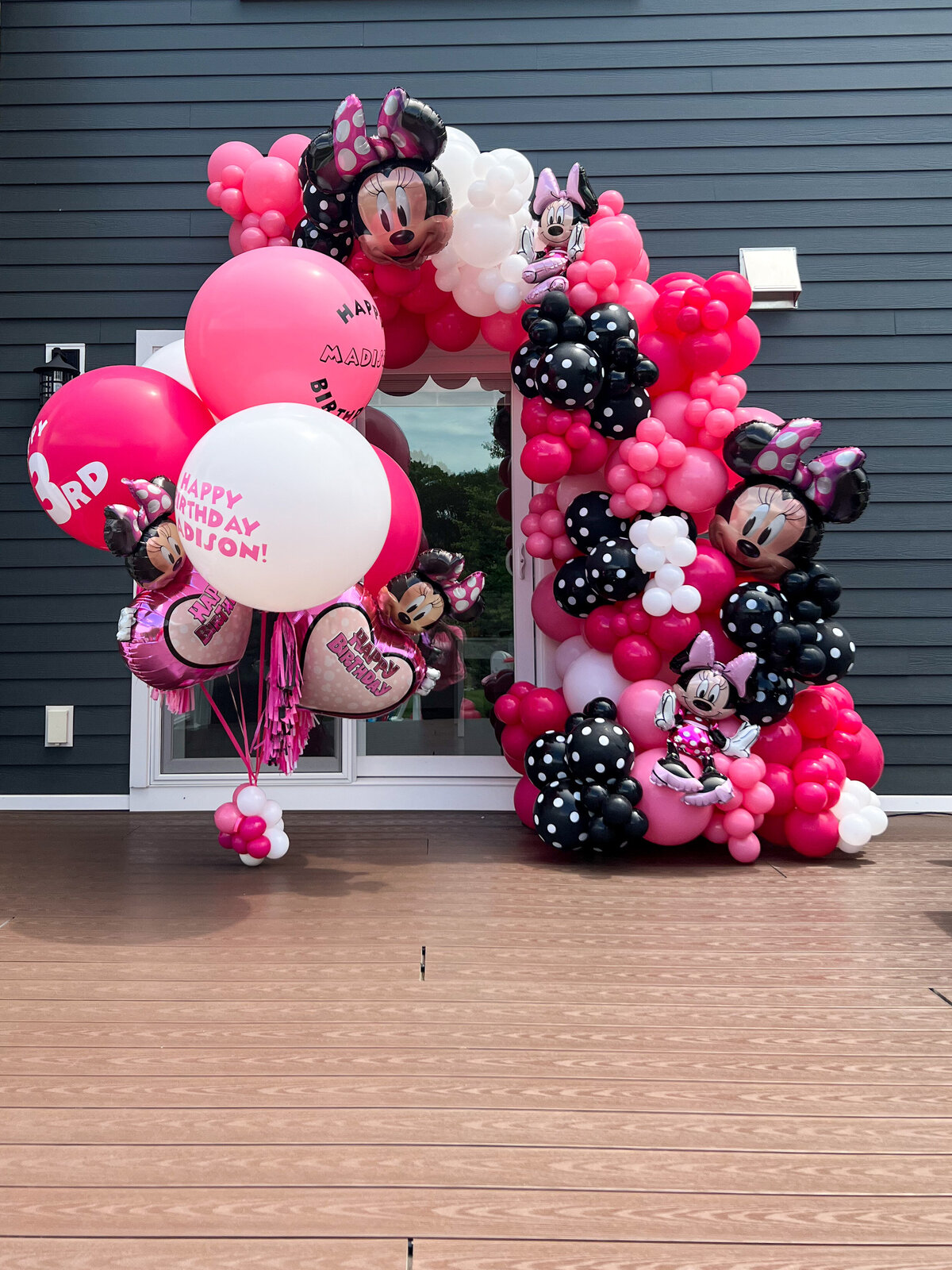 Minnie Balloon Garland_Bouquet