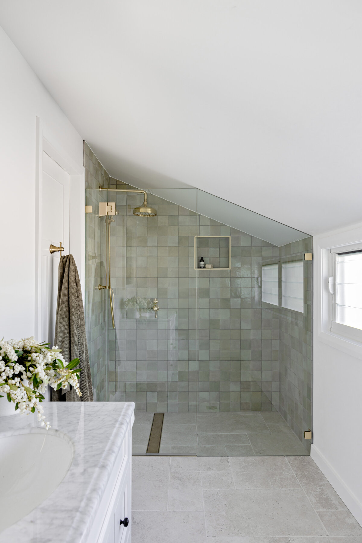 jesse-mccabe-granny-flat-renovation-bathroom-walk-in-shower-green-tile-kahibah-nsw