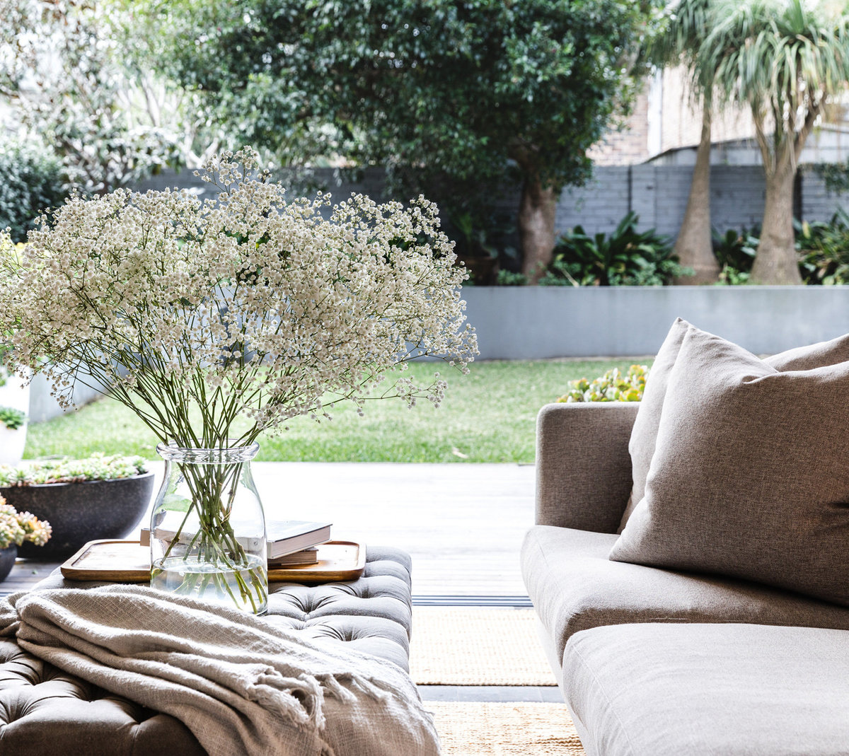 Amanda Wyeth Design| Indoor Outdoor Living Room Northern Beaches