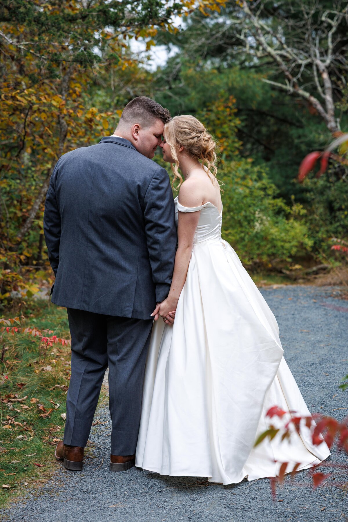 21-RaeganLiam-Wedding-Photographer-St-Cloud-Brainerd-MN-MindiJenningsPhotography