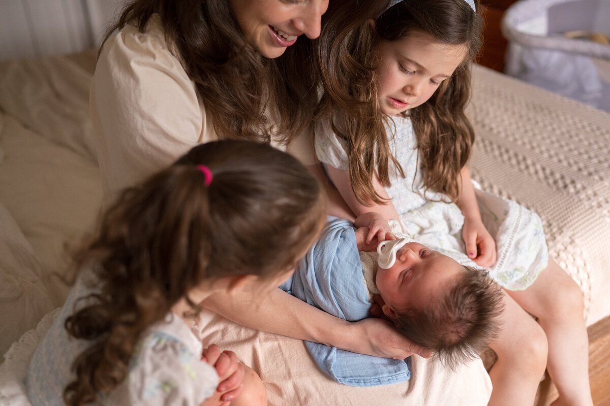 royal-oak-newborn in-home-June 05, 2025-DSC_0939