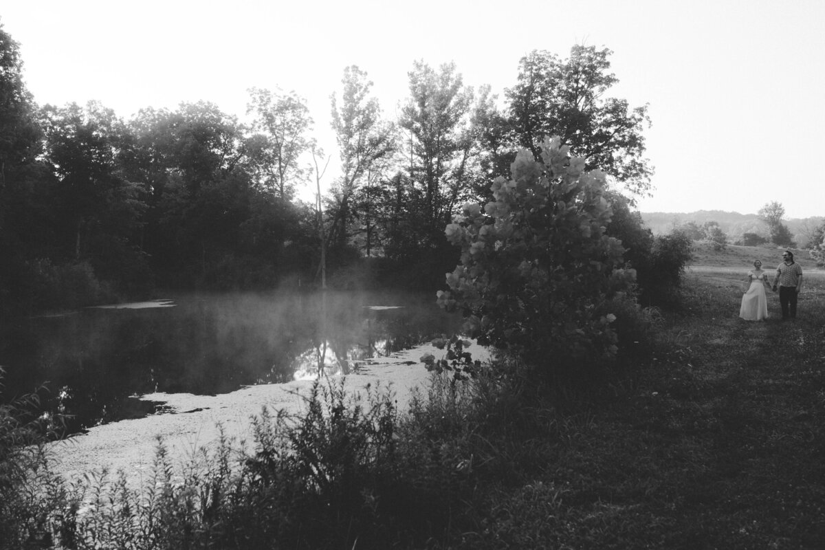 documentary-elopement-photographer-ozark-mountains00002