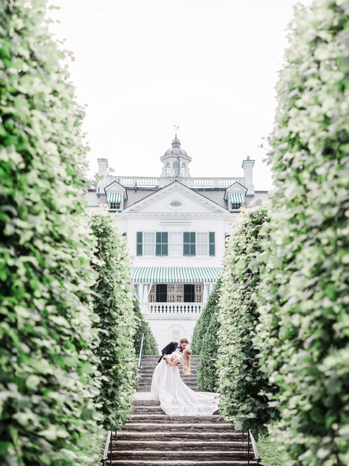brittany-graf-photography-the-mount-lenox-ma-wedding-styled-session-sneak-peek-12