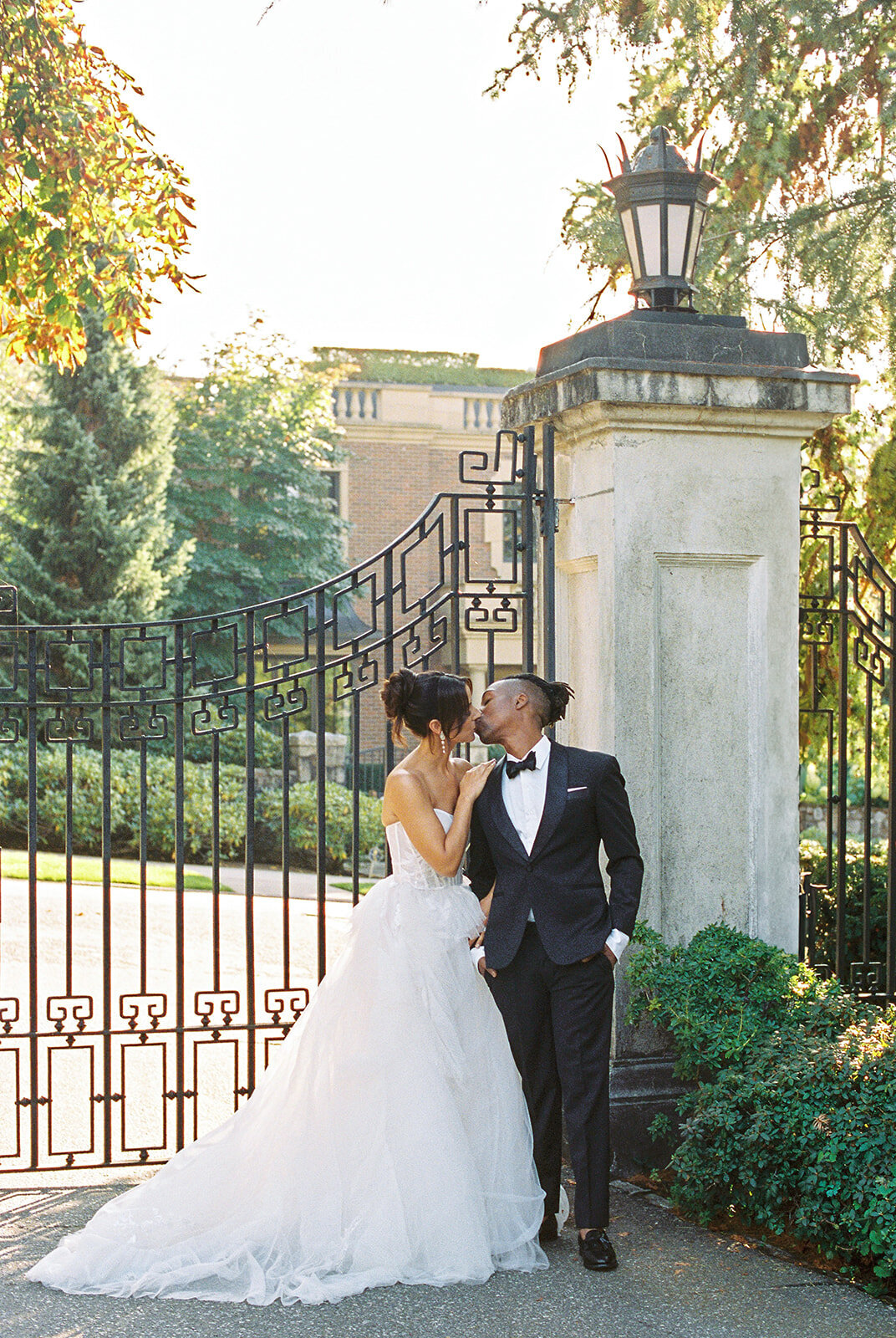minted-photography-okanagan-kelowna-destination-wedding-photographer-wedding-hycroft-manor-20